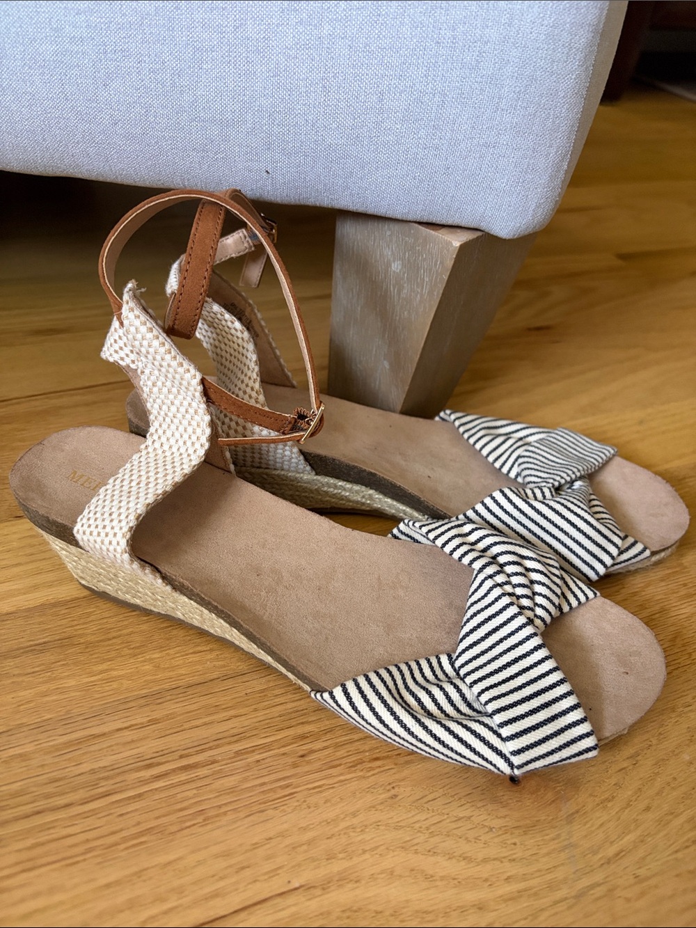 Merona Black and Cream Striped Knot Espadrille Wedges, 9.5